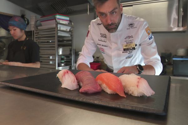 Jérémi Seguda a remporté, fin août dernier à Tokyo, la deuxième place des Championnats du monde de sushis.