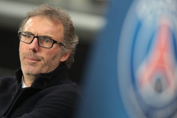 Pour l'entraîneur parisien Laurent Blanc, la priorité c'est le 8e de finale aller de Ligue des Champions contre Chelsea.