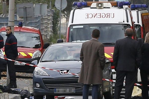 Un policier a été grièvement blessé et un malfaiteur a été tué lors du braquage le 5 octobre dans une rue de l'Ile-Saint-Denis.