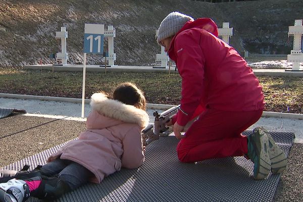 Une station de ski de fond du Puy-de-Dôme propose du biathlon d'été.