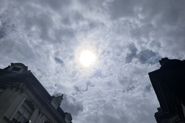 Ciel bien chargé dans les rues de Lille