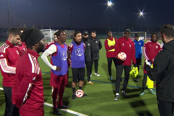 Le FC Chamalières se prépare à disputer le deuxième 32ème de finale de Coupe de France de son histoire, dimanche 8 janvier.