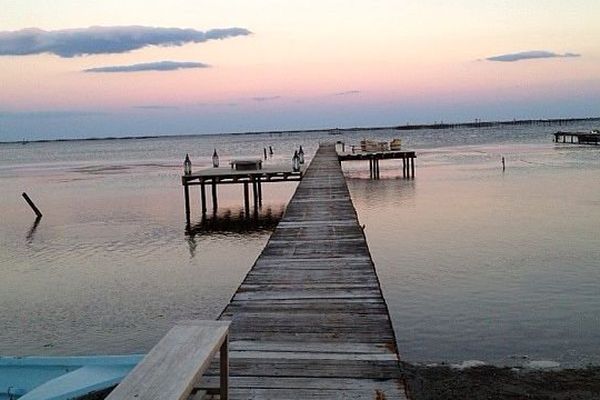 Marseillan (Hérault) - l'étnag de Thau à la tombée du jour - août 2013