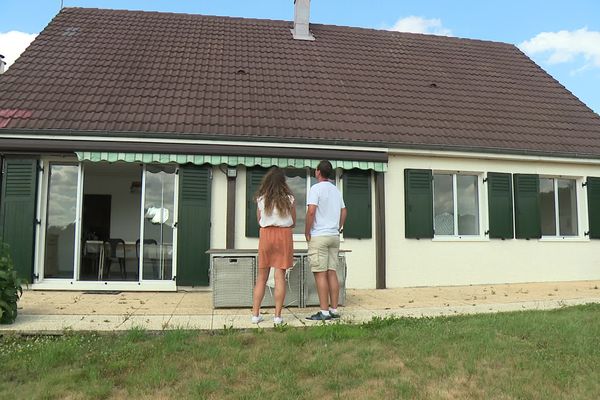 Pauline et Thomas ont versé 37 000 euros d'acompte.