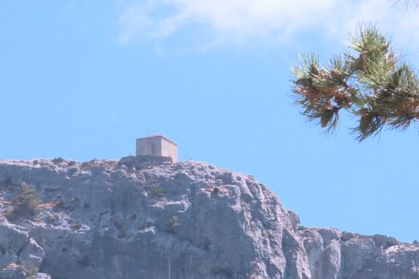 La statue se trouvait dans la chapelle du Saint-Pilon.