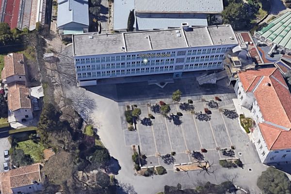 C'est au lycée horticole d'Antibes que des tirs d'airsoft ont perturbé la journée du 2 mars, plusieurs plaintes ont été déposées.