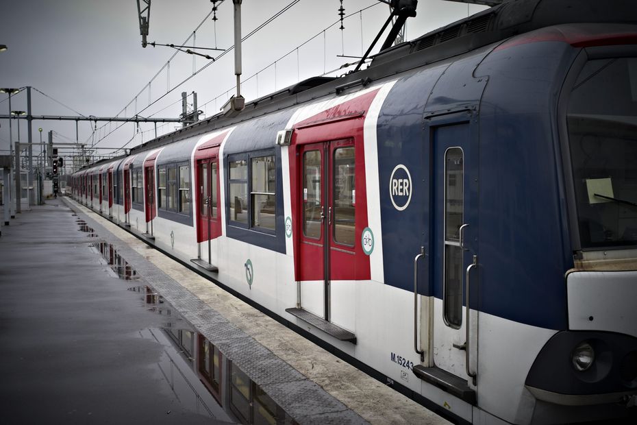 Transport.  What if the RER served the area around Caen?