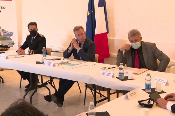 Jean-Baptiste Lemoyne, secrétaire d'Etat au tourisme a participé à une table ronde avec les acteurs économiques lourdais.