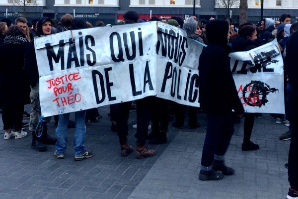 200 personnes manifestent à Nantes contre les violences policières le 2 février 2017