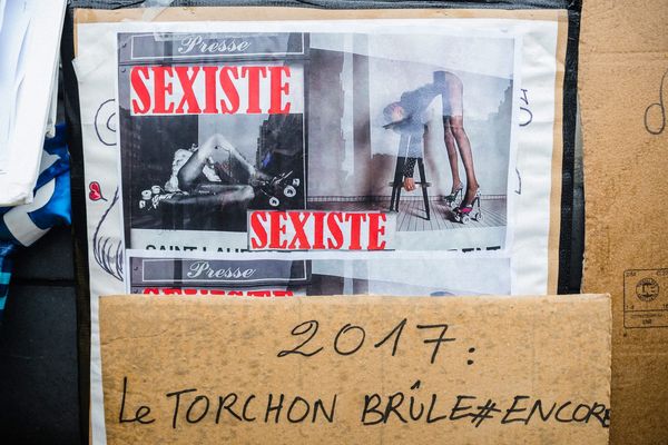 EN 2017, des pancartes dénoncent des publicités jugées sexistes