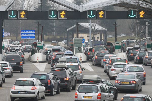 Bouchon sur la route des vacances - Photo d'illustration