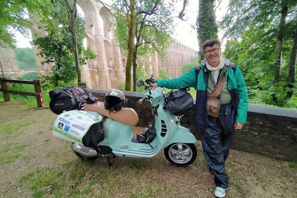 Denis Perrette, au pied du viaduc de Chaumont, en Haute-Marne.