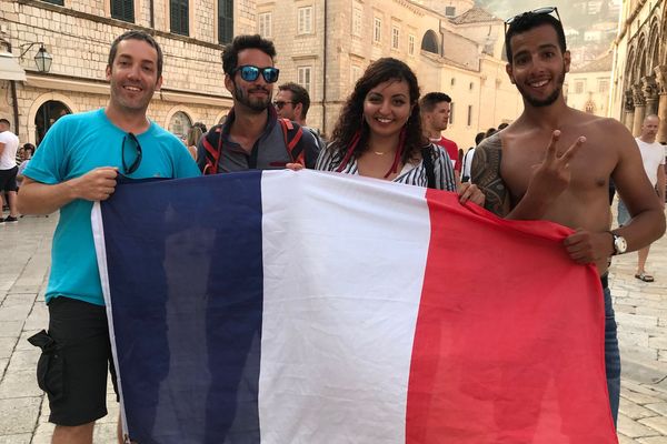 Des supporters originaires de Lyon ont suivi la victoire finale de la France dans la Coupe du Monde de football depuis Dubrovnik en Croatie.