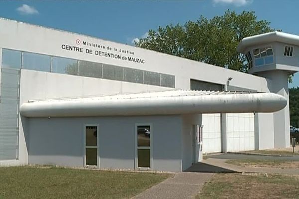 Le centre de détention de Mauzac-et-Grand-Castang en Dordogne est l'un des deux seuls centre de détention "ouvert" de France