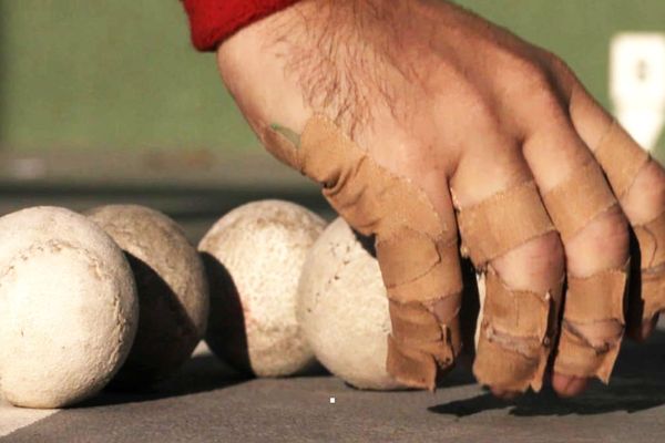 La Main Nue est l’une des spécialités les plus anciennes de la pelote basque. Ce championnat de France permettra de désigner le meilleur joueur de l’année en individuel.