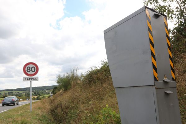 Le préfet de Haute-Loire a annoncé vouloir implanter 80 nouveaux radars sur les routes de son département, multipliant ainsi par cinq leur nombre actuel.