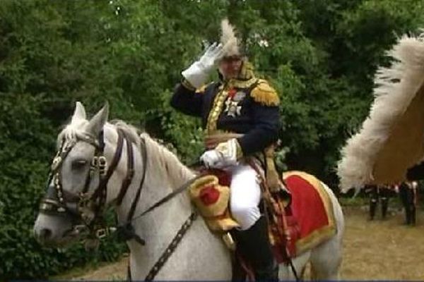 Arrivée d'un officier supérieur.