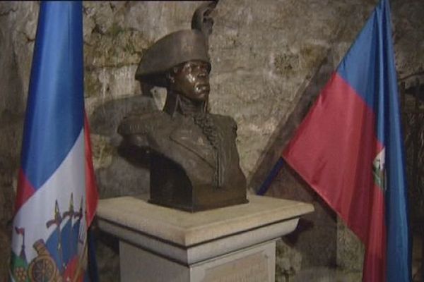 Statue de Toussaint Louverture