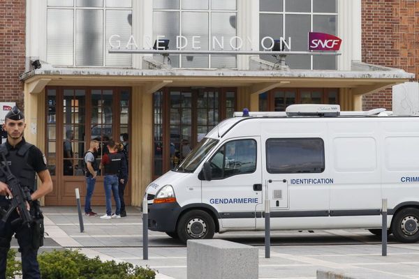 Le drame s'est produit dans la gare SNCF de Noyon, dans l'Oise.