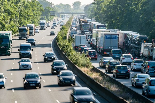 Le président de la région Auvergne Rhône Alpes, celui du département de la Loire et celui de la métropole de Saint-Etienne demandent à l'état de respecter sa parole en validant le projet d'A45 reliant Lyon à Saint-Etienne. Mais l'état multiplie les signes de désengagement ces derniers mois.