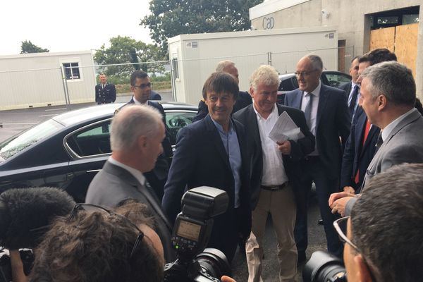 Nicolas Hulot lors de sa visite à Brest le 21 juillet 2017