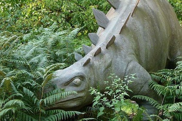 Retour en préhistoire avec les dinosaures au Centre de Labège2