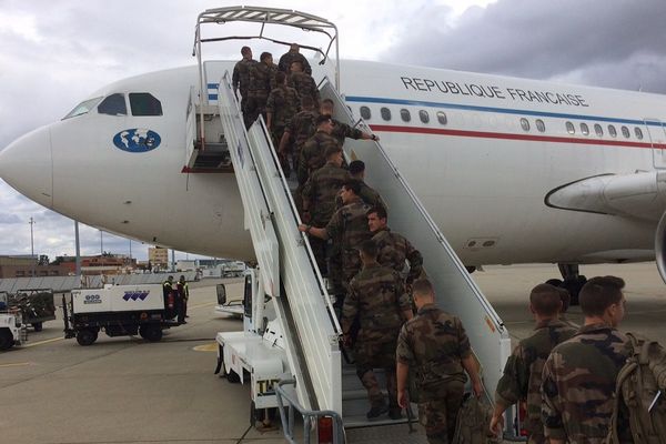 Les militaires ont embarqué vers 17 heures à Toulouse Blagnac