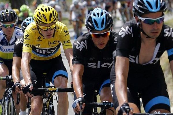 Christopher Froome dans la 16e étape du Tour de France entre Vaison-la-Romaine et Gap