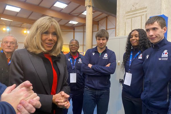 Brigitte Macron rencontrant des athlètes au centre de ressources, d'expertise et de performance sportive (Creps) de Reims, le jeudi 22 février 2024.