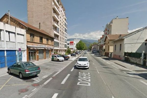 Le squat où logeait la famille de Mélinda Varga se trouvait dans la rue des Alliés, à Grenoble.