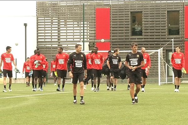 La reprise au terrain d'entraînement de la Piverdière