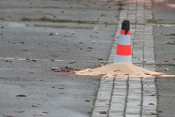 Accident mortel de la route à Nîmes boulevard Allende, le 5 novembre 2017. 4 personnes d'une même famille sont mortes, dont 2 très jeunes enfants.