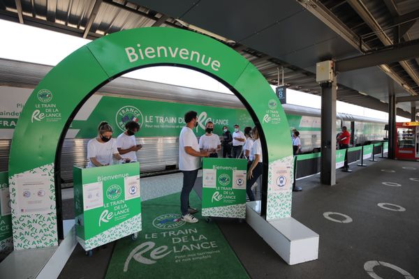 Le 8 septembre, le Train de la relance s'était arrêté à Amiens. Le 17, il sera à Orléans.