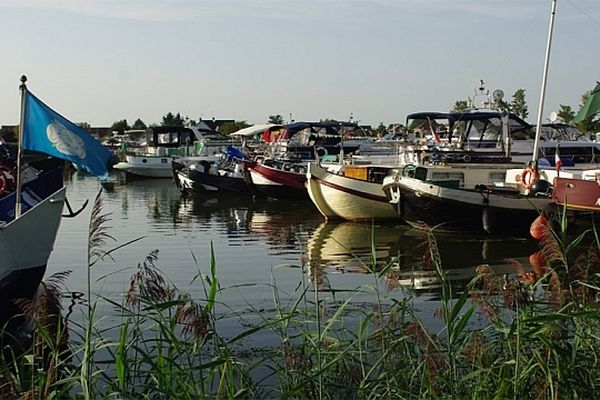 Le bimestriel "Bourgogne Magazine", dans son numéro de janvier-février 2013, consacre un long article au film "Escale en eau douce" tourné à Saint-Jean-de-Losne