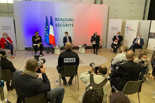 Gérard Darmanin, ministre de l'Intérieur est arrivé à Alès dans le cadre du Beauvau de la sécurité.