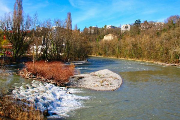 L'Arve photographiée à Genève.