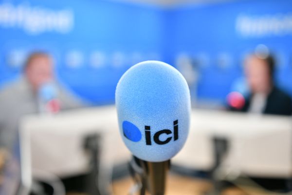 Les radios locales changent de nom : à partir du 6 janvier, France Bleu devient ICI.