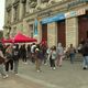 Quelques dizaines d'étudiants se sont rassemblés en soutien au Poing levé, mercredi 25 septembre devant l'université de Bordeaux.