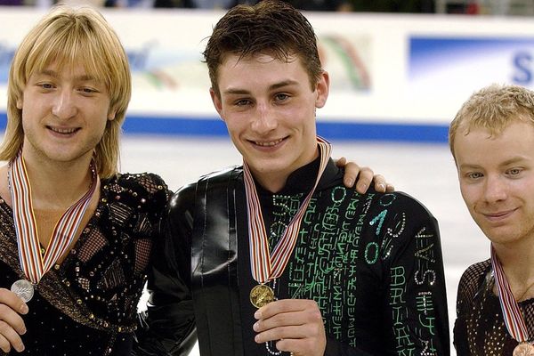 Brian Joubert, champion d'Europe en 2004 à Budapest devant le Russe Yevgeny Plushenko.