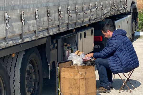 Les conditions de travail des routiers se sont dégradées avec les mesures de confinement. 