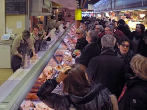 Les concessions des halles Paul Bocuse, temple de la gastronomie lyonnaise, vont désormais faire l’objet d’une mise en concurrence.