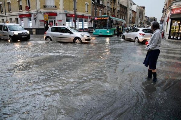 En juin 2021, de forts orages avaient entraîné l'inondation de la rue Cérès, à Reims.