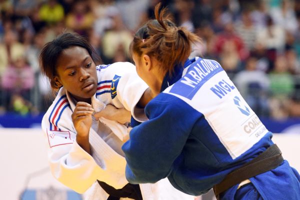 Clarisse Agbegnenou durant la finale des championnats du monde de judo en Russie (2014)