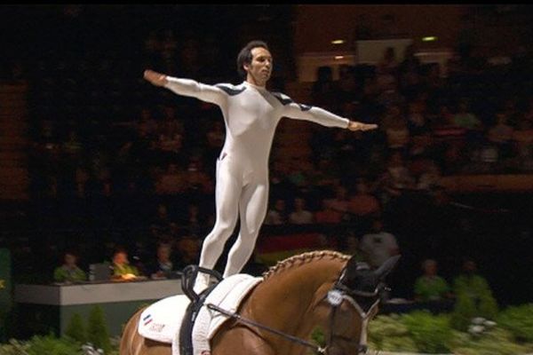  Nicolas Andreani pendant sa reprise en imposés de voltige aux Jeux Equestres mardi 2 septembre 2014 au Zéntih de Caen