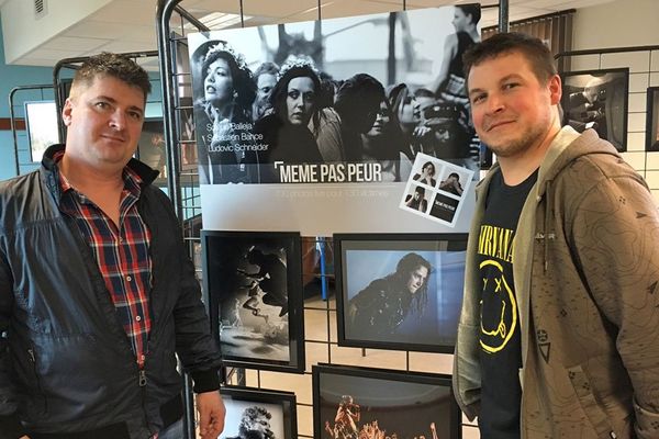 Sébastien Bance et Ludovic Schneider, deux des photographes de l'exposition "même pas peur"