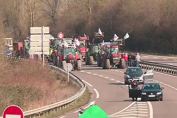 Opération escargot sur la RCEA contre le Mercosur le 21-02-2018