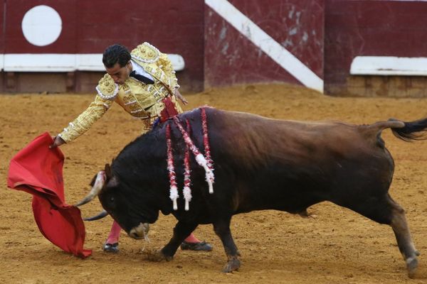 Iván Fandiño (ici à Mont de Marsan en 2013) reste un des toreros favoris du public français : il sera le seul à toréer deux fois à Bayonne cet été.