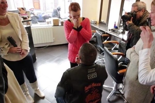 La demande en mariage dans le salon de coiffure tourquennois ce samedi. 