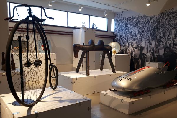 Salle d'exposition du musée du sport suisse à Bâle