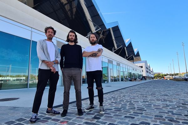 Luc Jaubert, Jérémie Ballarin et Christian Delachet, devant le futur Rado, situé aux Bassins à Flots